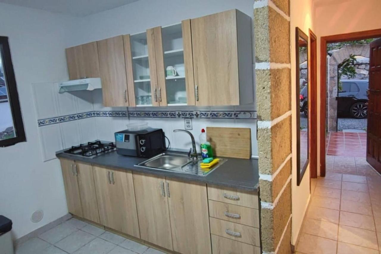 Villa Impeccable 2-Bed House in Guia de Isora Exterior foto