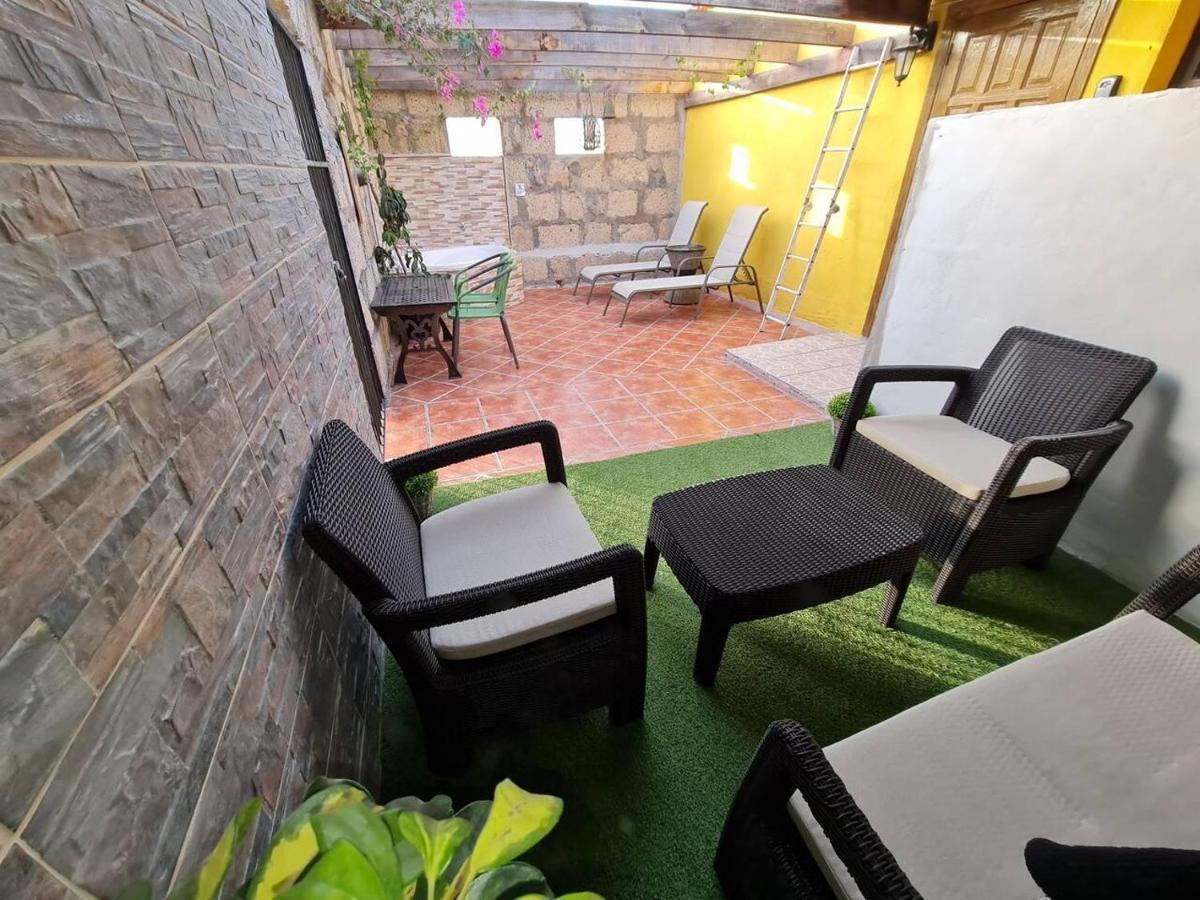 Villa Impeccable 2-Bed House in Guia de Isora Exterior foto